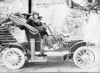voiture vers 1907.jpg